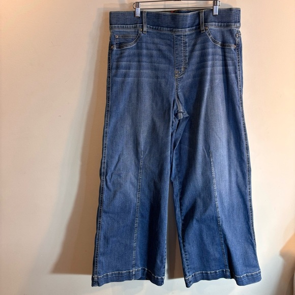 SPANX Sz 2X Wide Leg Pull On Jeans Mid Wash Front Seam High Rise Comfort Waist - Picture 4 of 12
